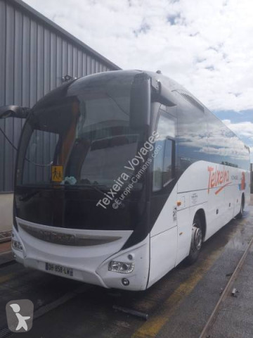 Távolsági autóbusz Iveco Magelys