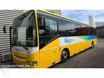 Междугородний автобус школьный автобус
