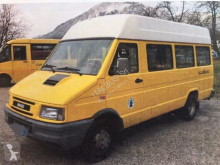 Autocar Iveco a 40 e 10.31 usado