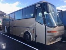 Autobus Bova FUTURA da turismo incidentato