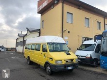 Autokar transport szkolny Iveco DAILY A 45.10