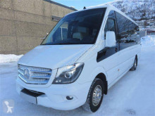 Uzunyol otobüsü Mercedes-Benz