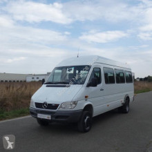 Autocar transporte escolar Mercedes 416 CDI