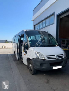 Autocar Iveco UNVI transporte escolar usado