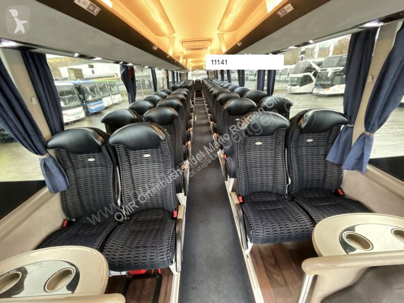 حافلة Neoplan L