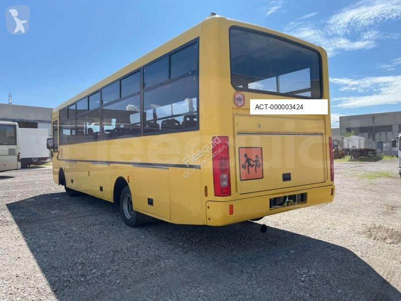 Autokar Iveco Cacciamali