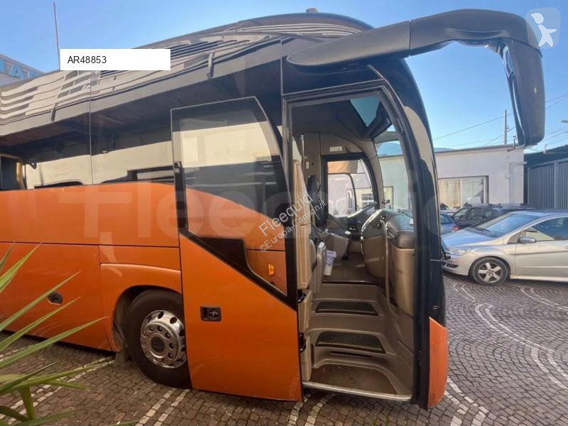 حافلة Iveco