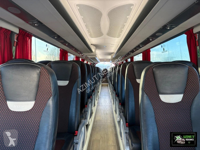 Междуградски автобус Irizar IRIZAR