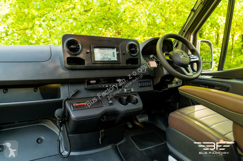 Междуградски автобус Mercedes SPRINTER 519,...