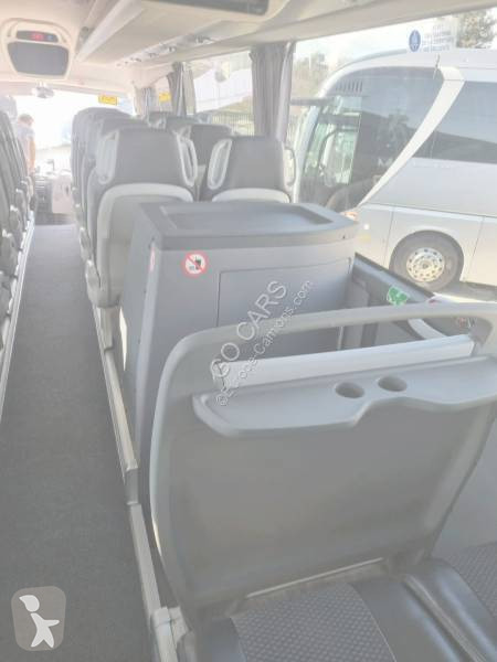 Междуградски автобус Irizar i6s 13.35 57+1+1