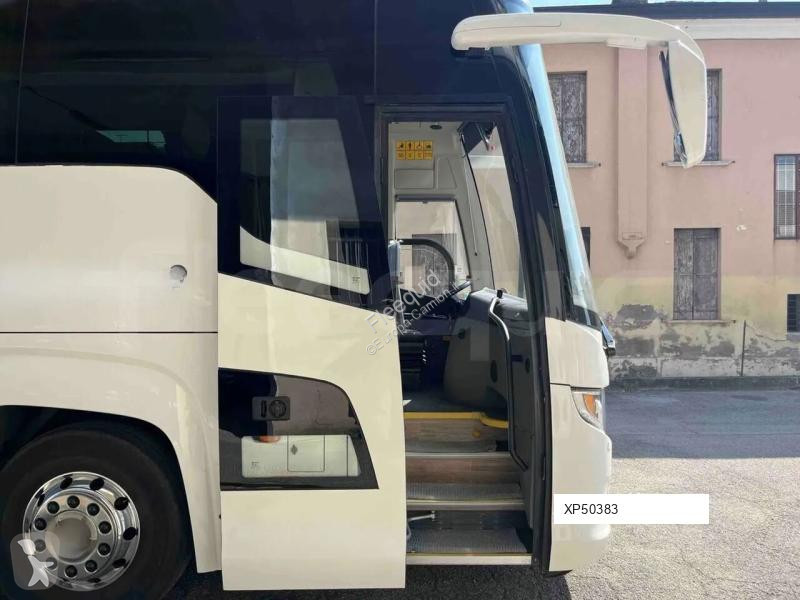 Междуградски автобус Scania Touring HD