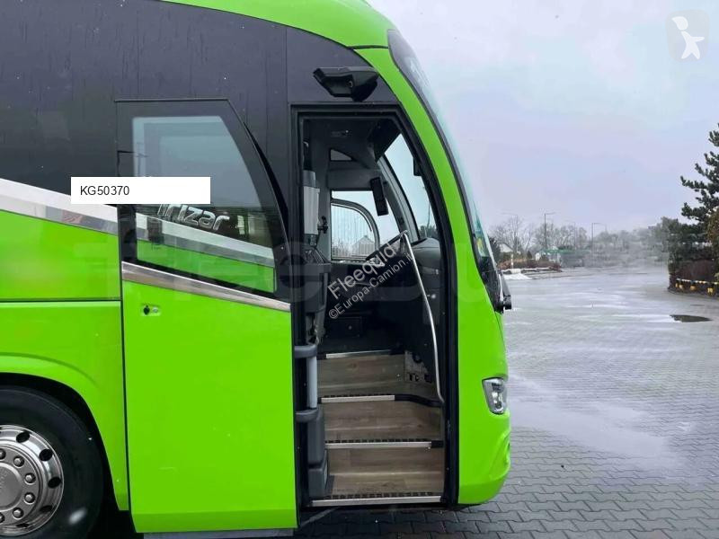 Междуградски автобус Irizar i6