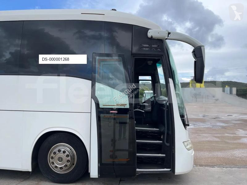 Ônibus viagem Irisbus 389