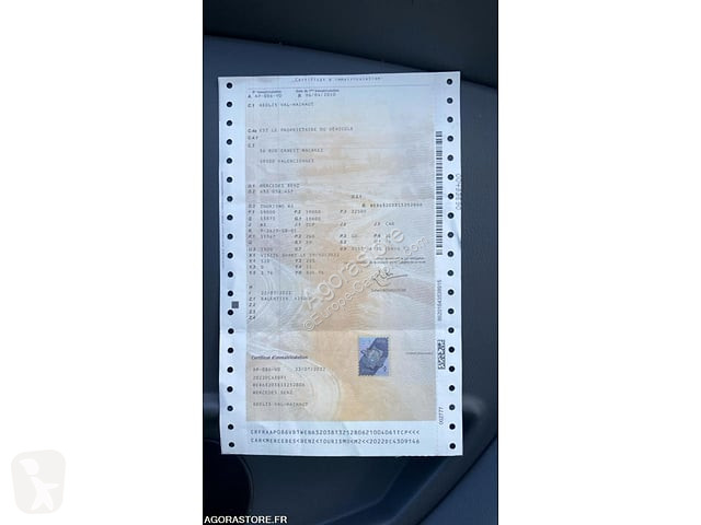 Távolsági autóbusz