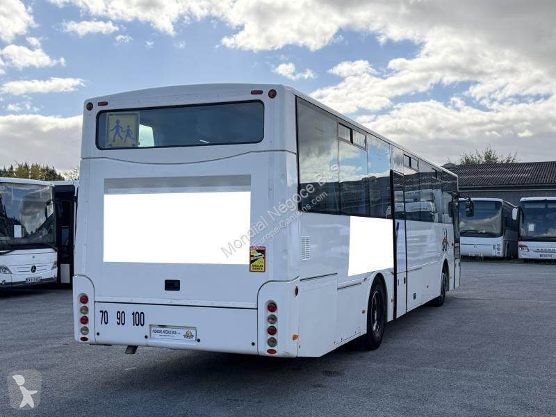 MAN 3 coach