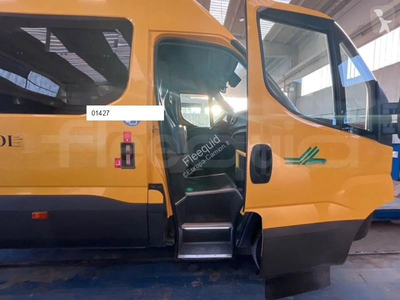 Rutebil Iveco Daily