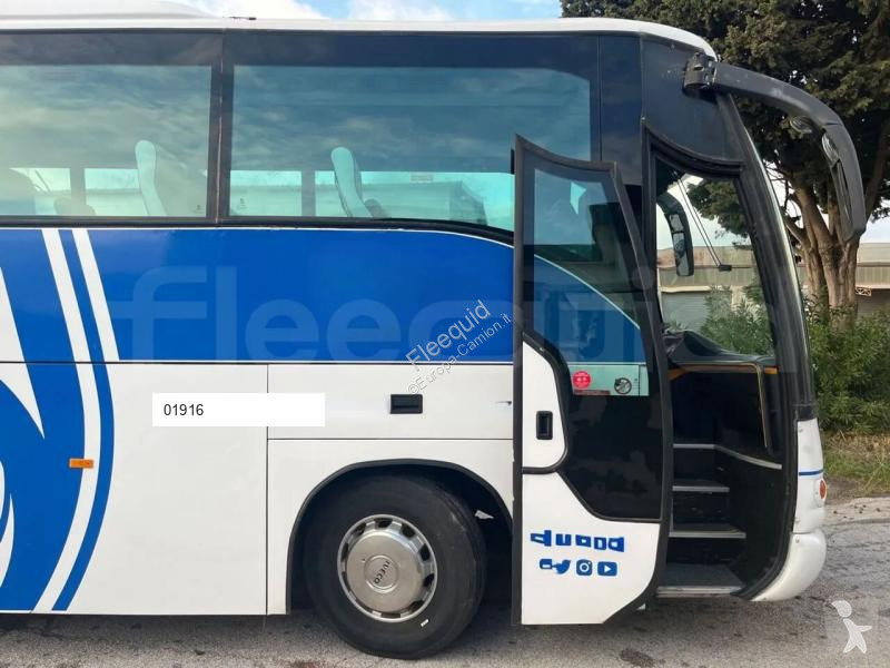 Iveco 389 coach