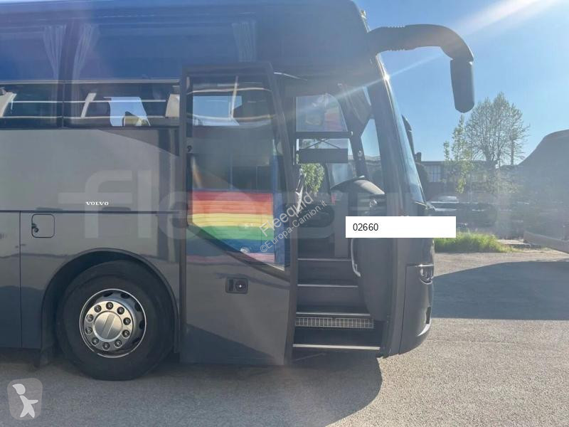 Volvo 9500 coach