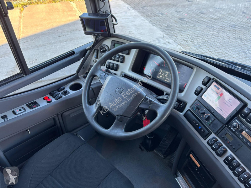 Volvo B11R H 6x2*4 AC / AUXILIARY HEATING / WC...