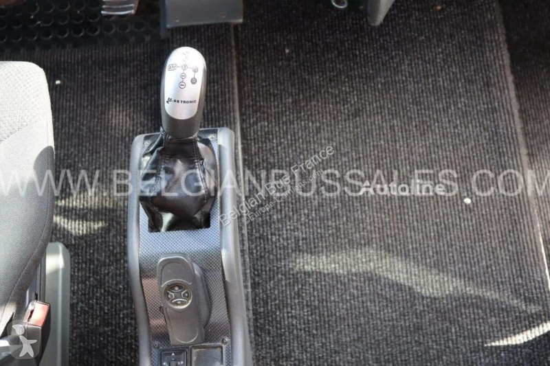 Autocar Van Hool T911