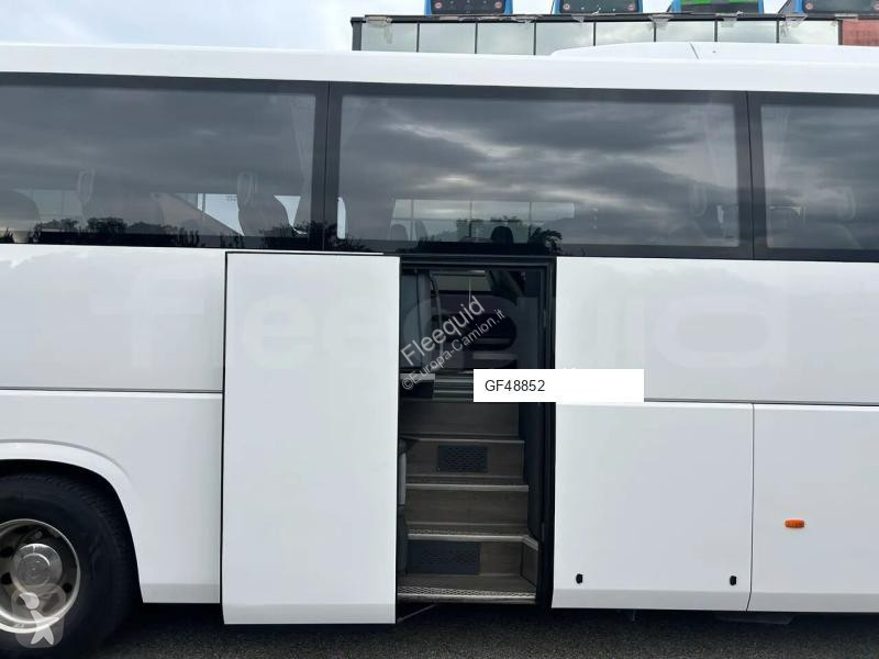 Междуградски автобус Irizar i6