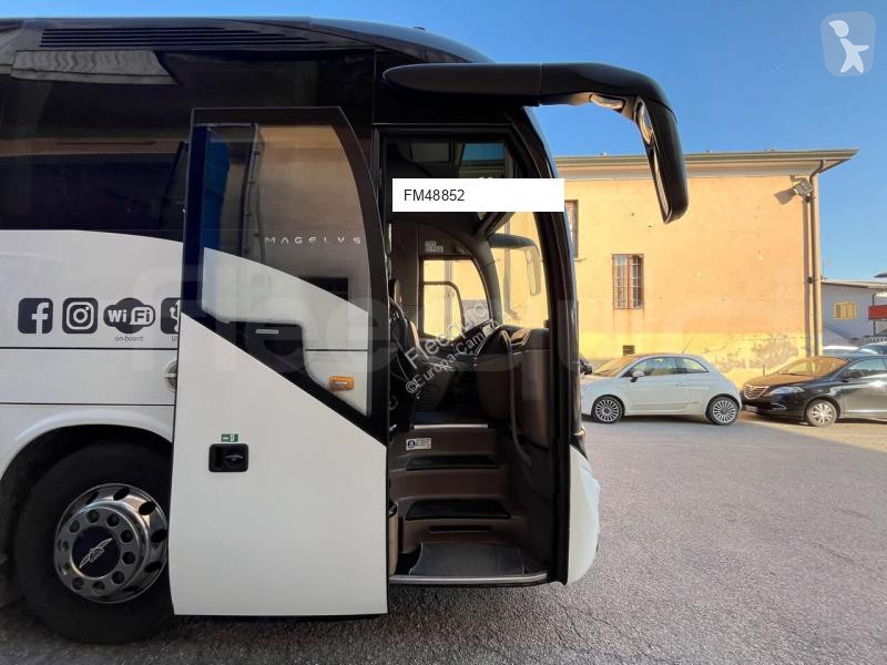 حافلة Iveco