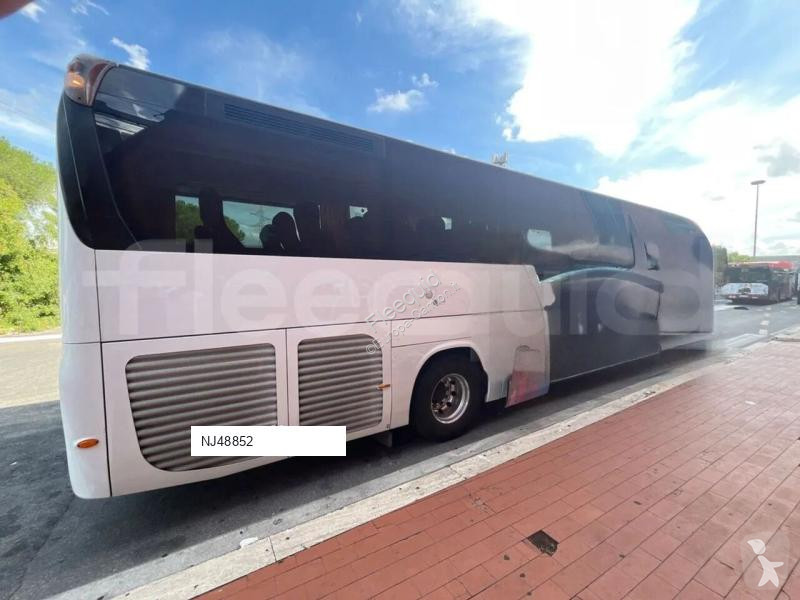 حافلة Iveco