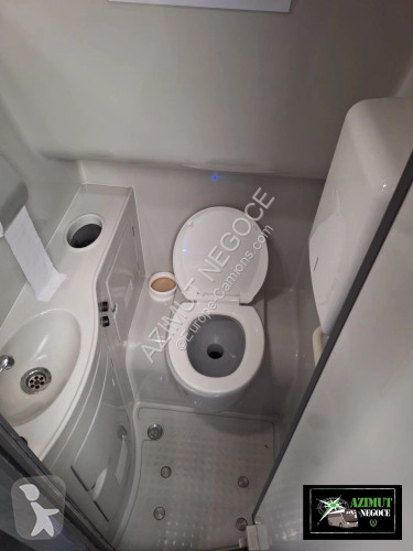 Autokar Scania HIGER