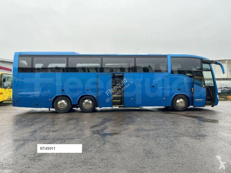 Междуградски автобус Irizar