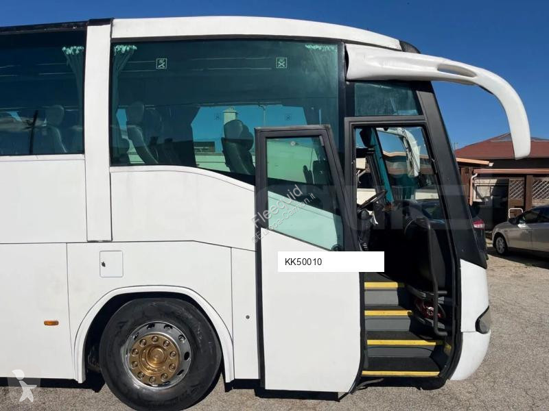 Междуградски автобус Scania i6