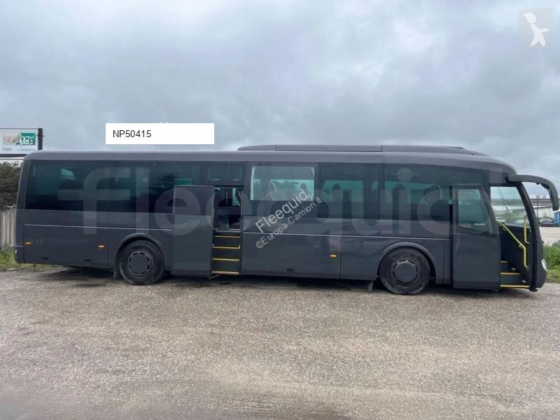 Междуградски автобус Scania Century