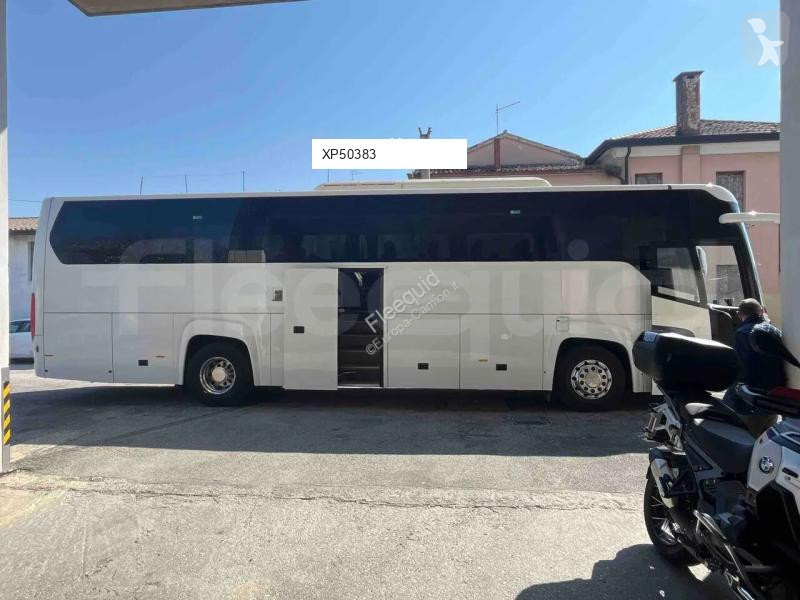 Междуградски автобус Scania Touring HD