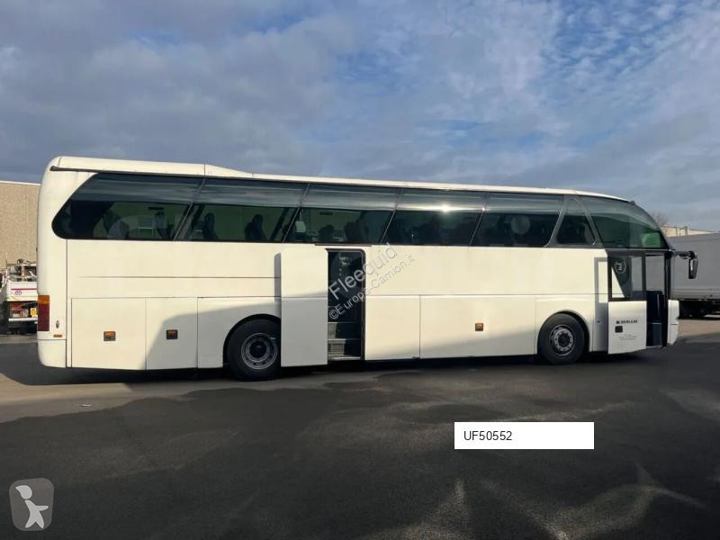 Междуградски автобус Neoplan