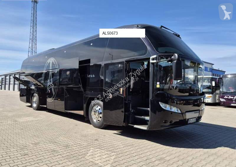 Междуградски автобус Neoplan CITYLINER /...