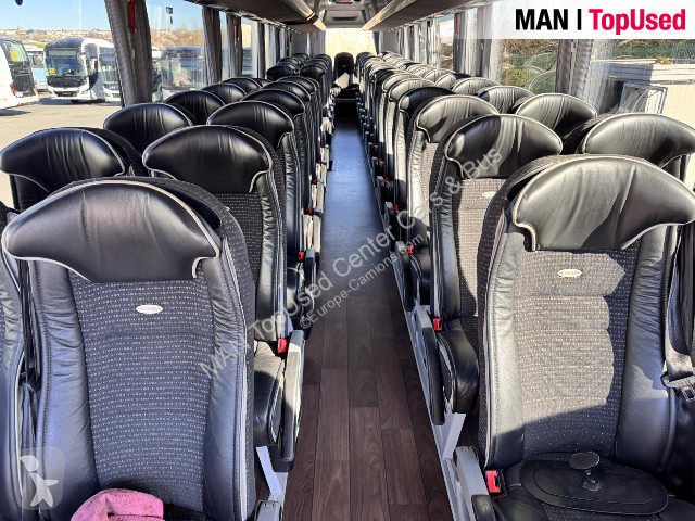 Междуградски автобус Neoplan P10 Tourliner