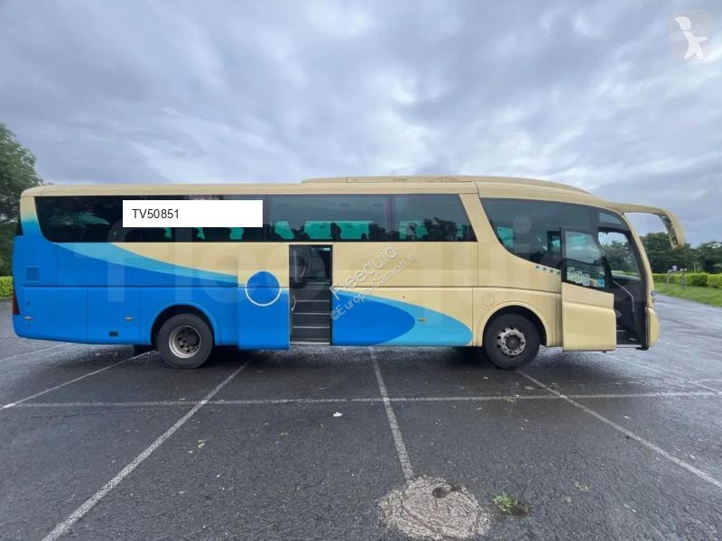 حافلة Irizar PB