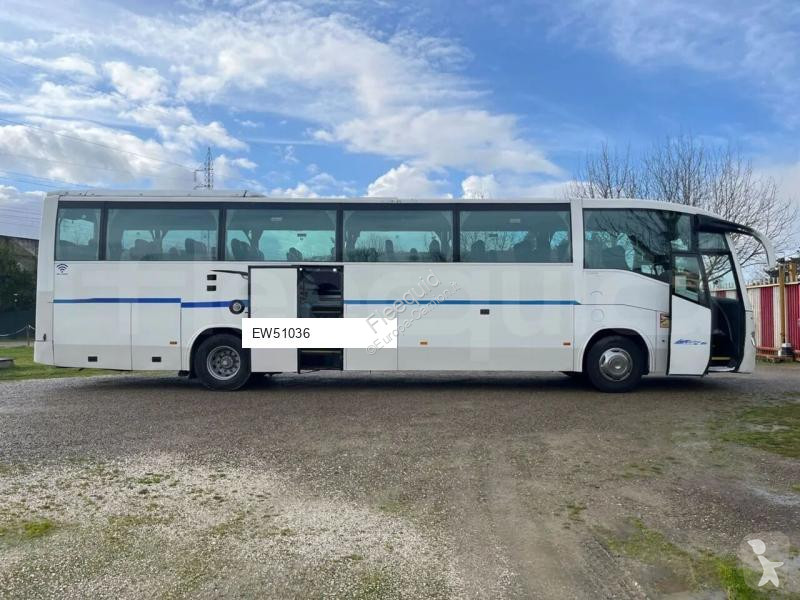 Междуградски автобус Scania Century