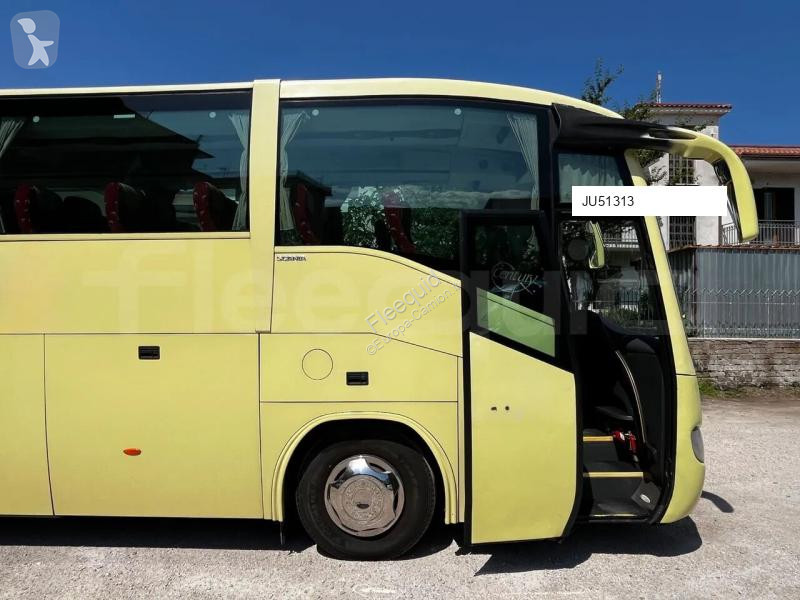 حافلة Irizar