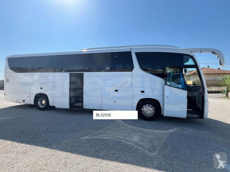 Autokar Irizar i8