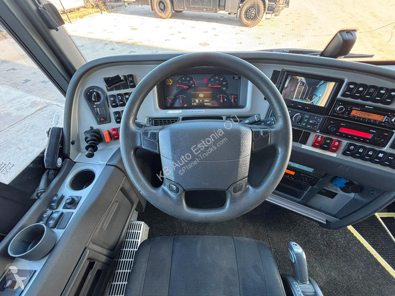 Autocar Volvo B11R H 6x2*4 53+1 SEATS / AC /...