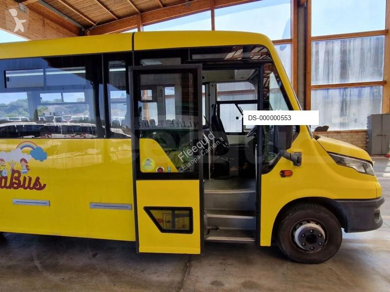Междугородний автобус Iveco
