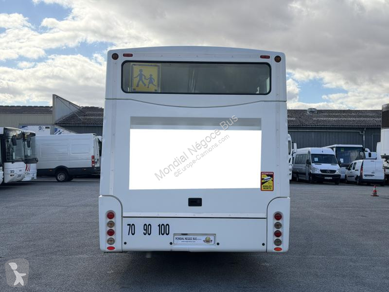 MAN 3 coach