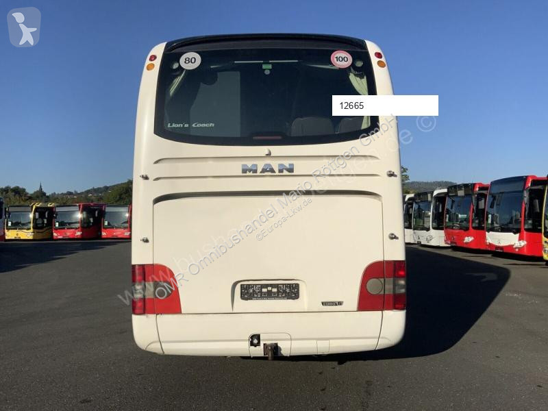 MAN R 09  C coach