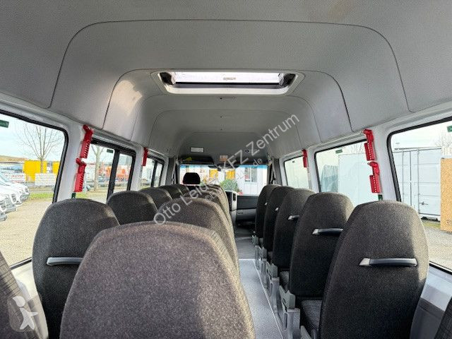 Mercedes 516 23 Sitzen coach