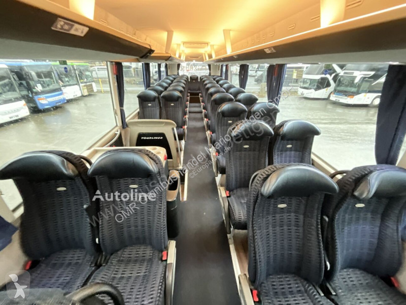 حافلة Neoplan L