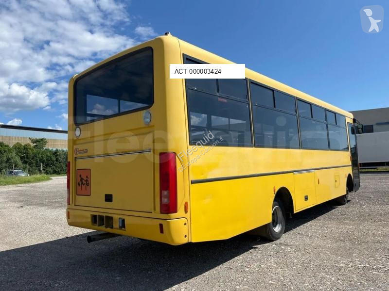 Autokar Iveco Cacciamali