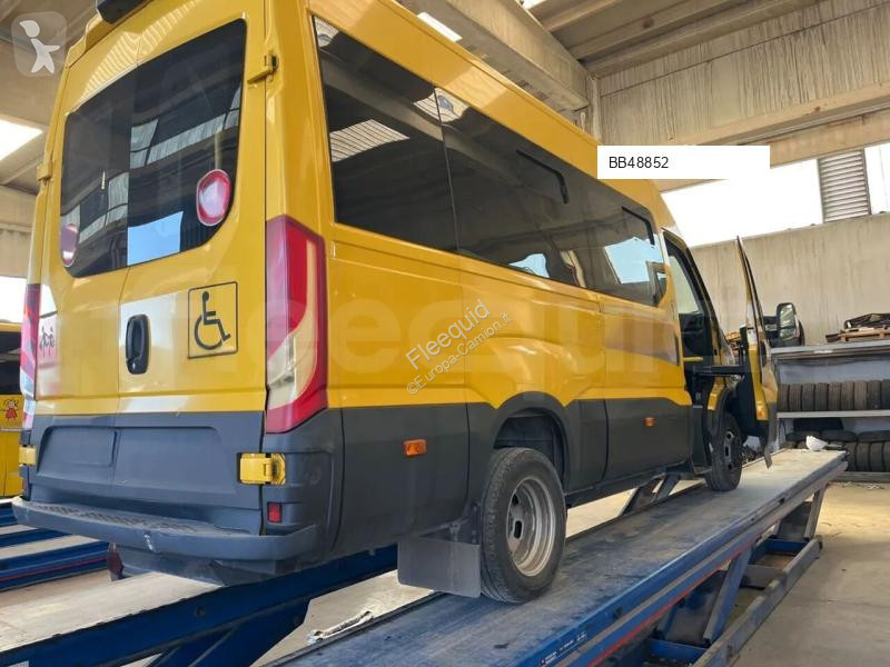 Autobus Iveco Daily