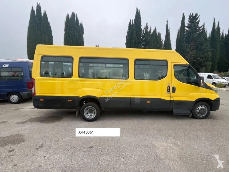 Междуградски автобус Iveco Daily