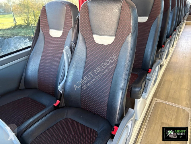 Междуградски автобус Irizar IRIZAR
