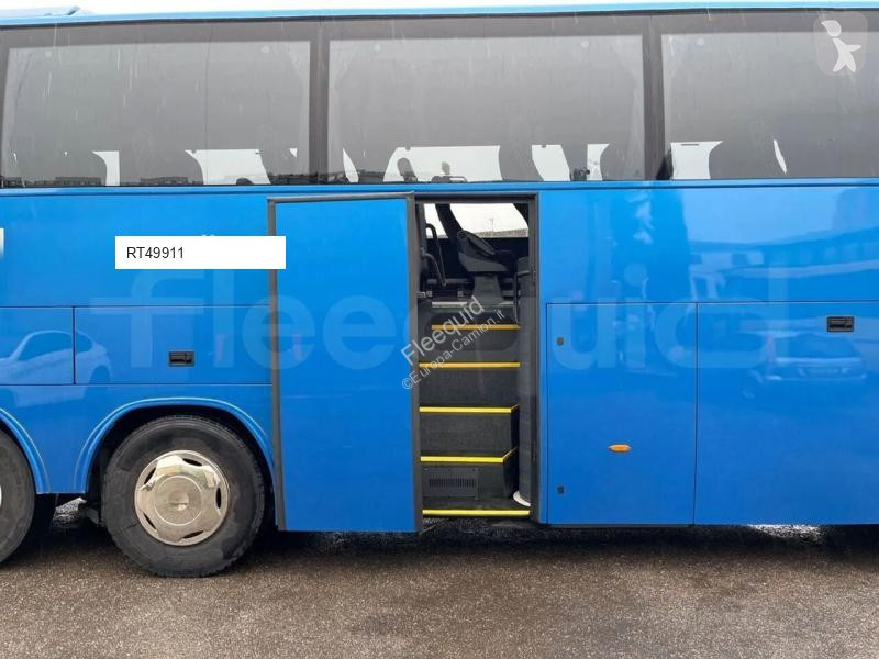 Междуградски автобус Irizar